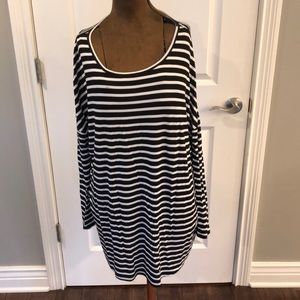 Mudpie S/M oversized tunic style top